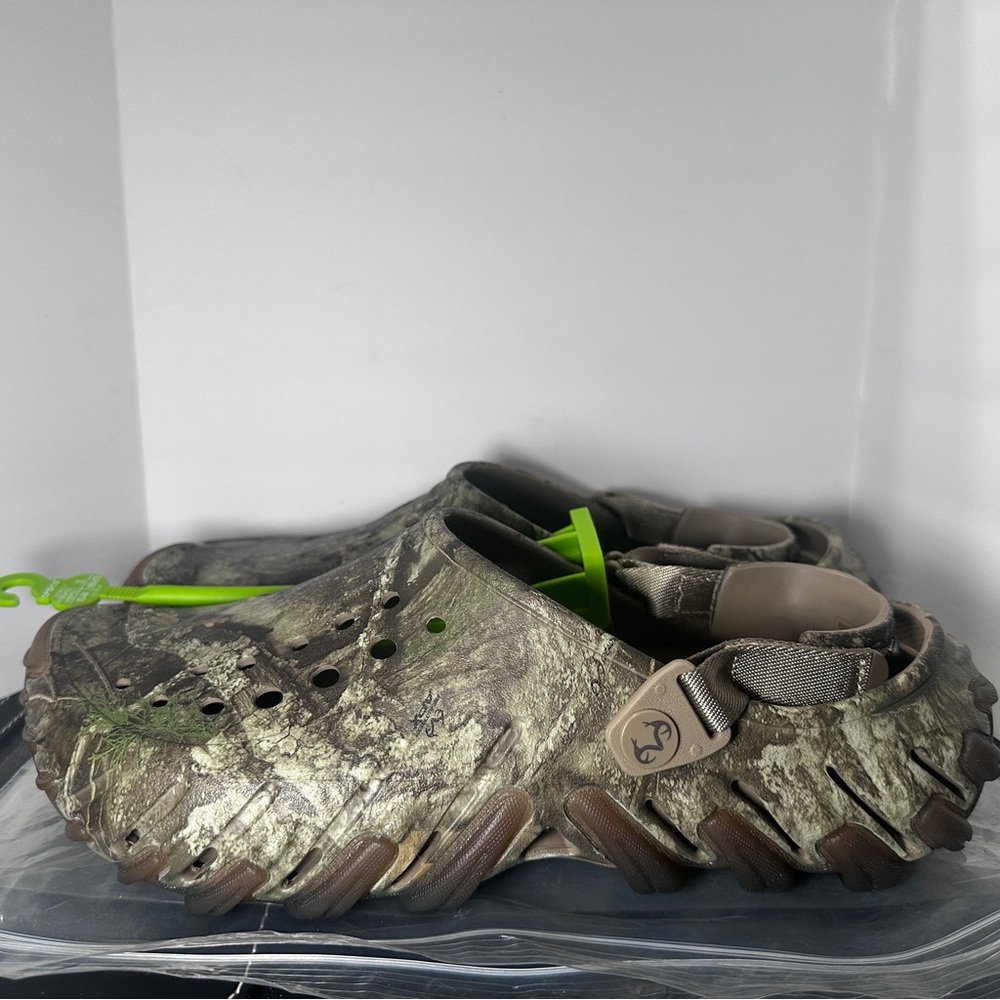 NWT - Mens Crocs Realtree APX Echo RO Clogs, Sz M10/W12